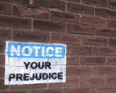 financial-analyst-racial-bias